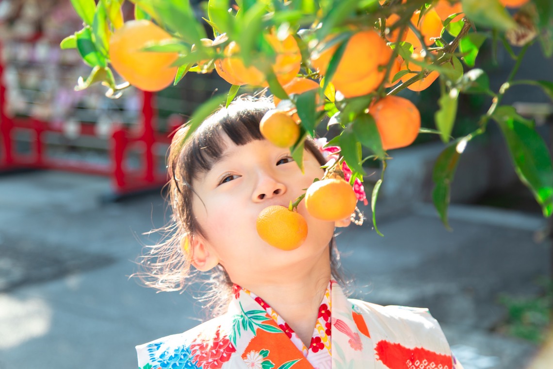 ゆのみふぉとが出張撮影した家族写真(キッズ,ベビーフォト)などが写った「七五三のお写真（人見知りの子供）」の家族写真