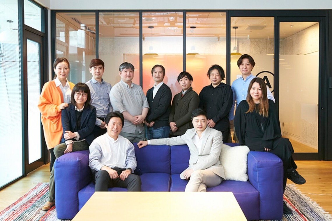 岩瀬泰治が撮影した写真のアルバム「ビジネスポートレイト（セレクト版）」