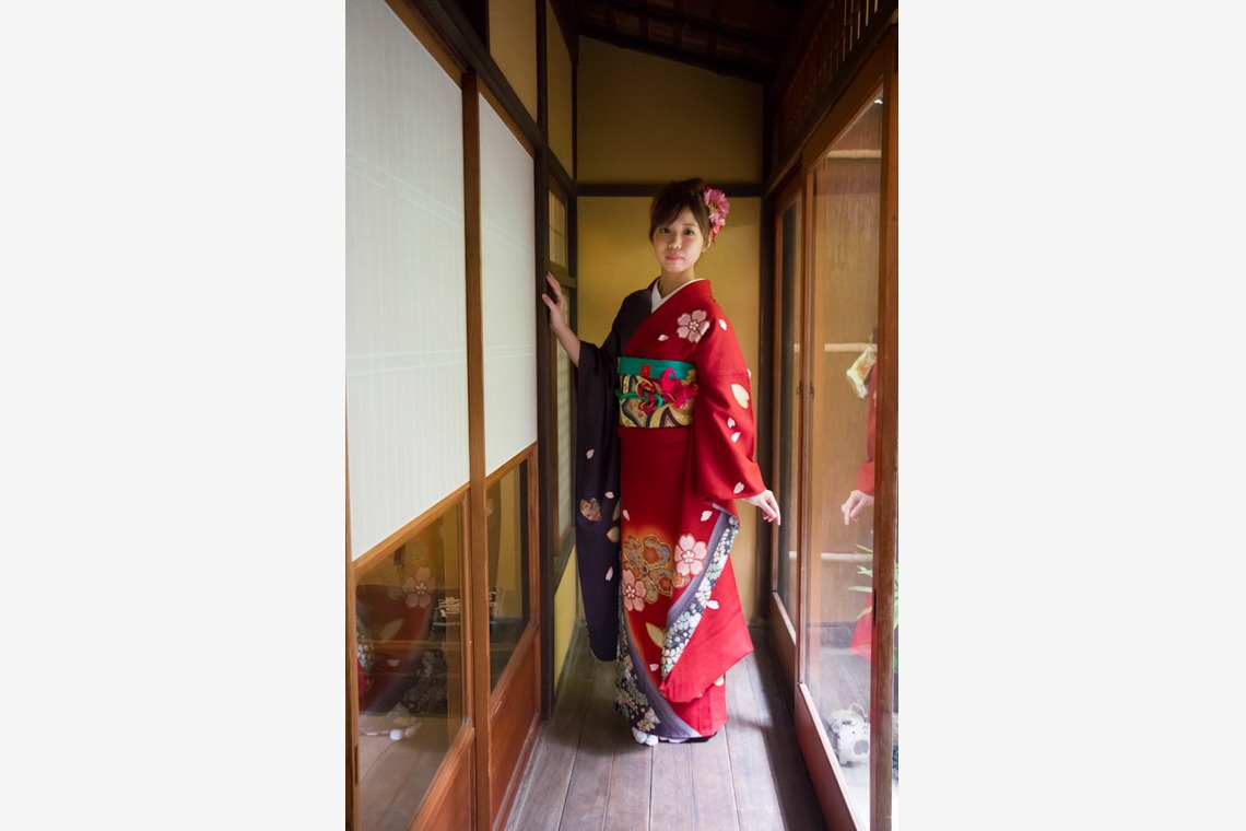 スマイルハンターが出張撮影した家族写真(キッズ,ベビーフォト)などが写った「成人式フォト」の家族写真