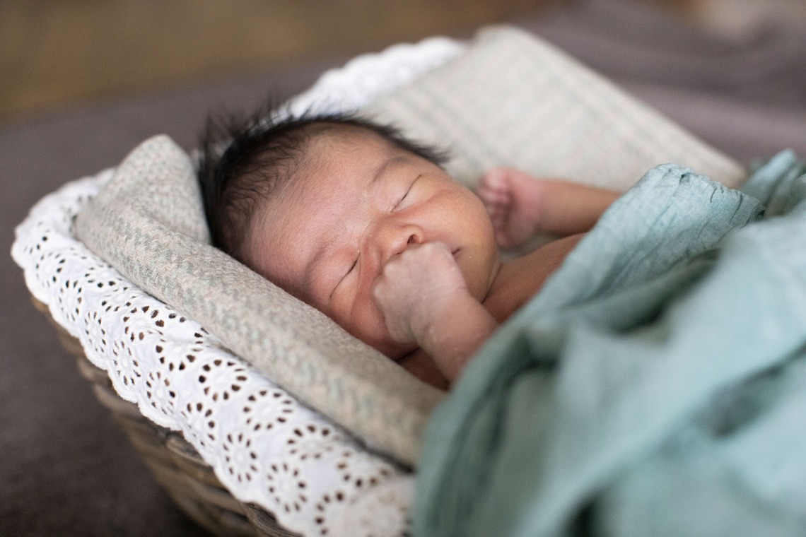 Hamuこども写真館が撮影した写真のアルバム「ナチュラルスタイルのニューボーンphoto」