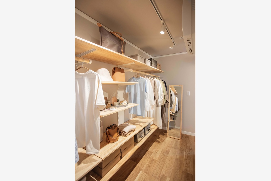 富田桃子写真事務所が撮影した「広告撮影」の写真