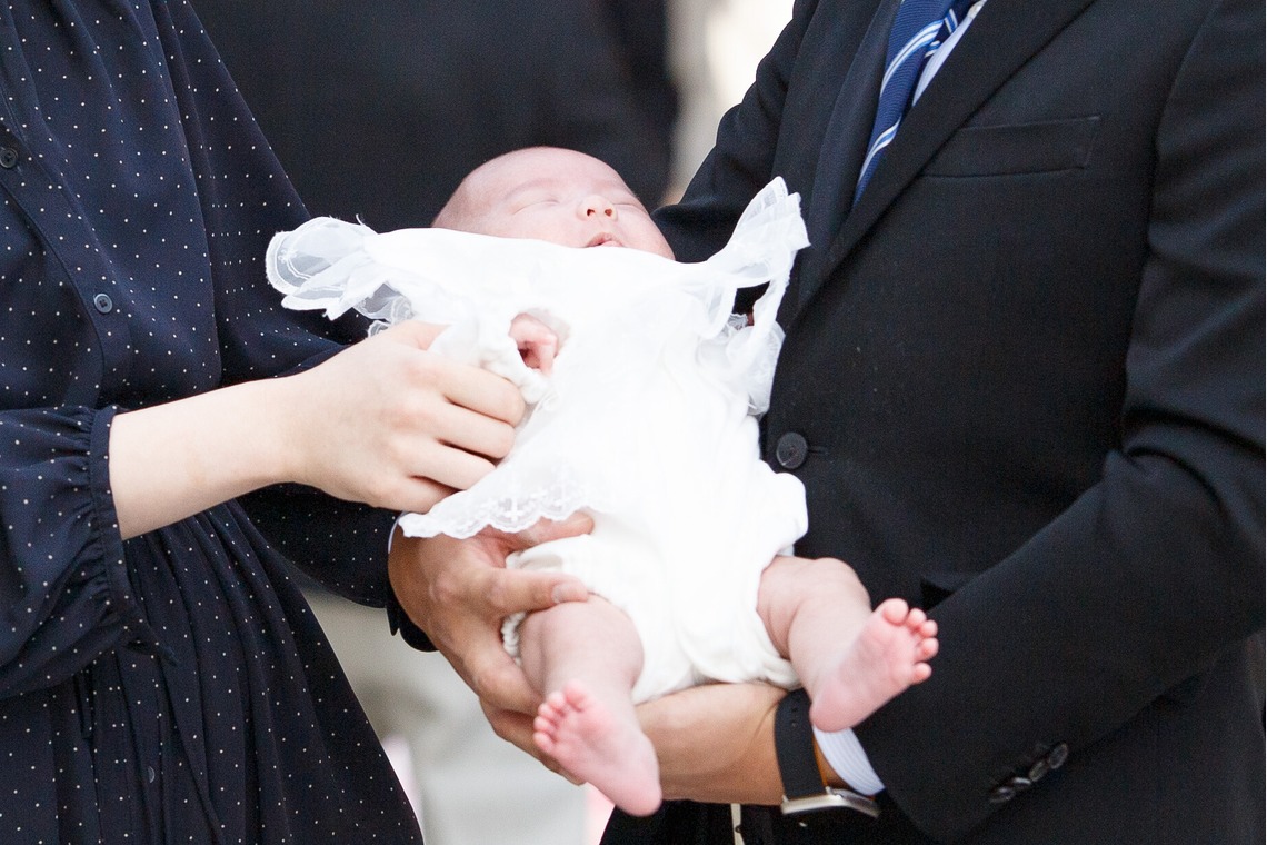 中井企画が出張撮影した家族写真(キッズ,ベビーフォト)などが写った「お宮参り」の家族写真