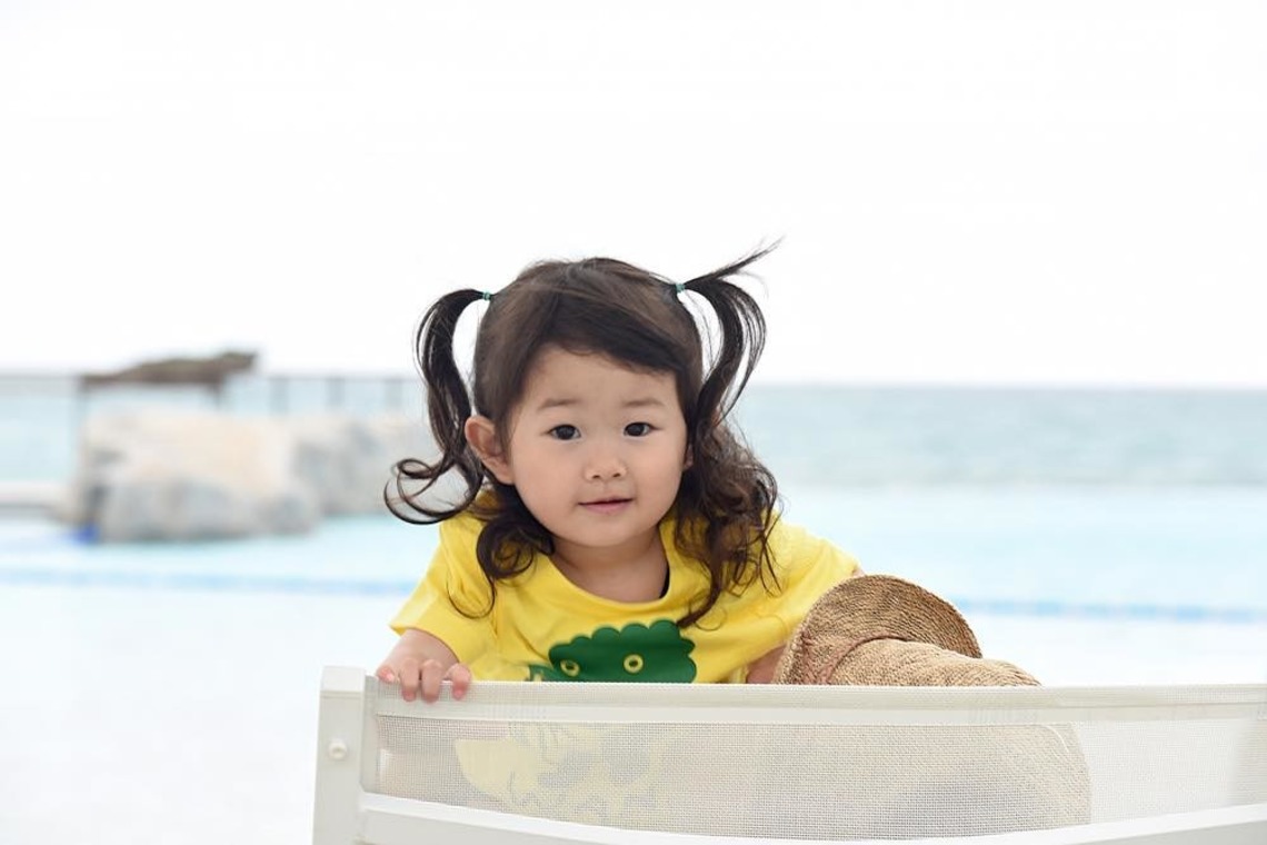 Avenir（山宮 敏明）が撮影した写真のアルバム「ホテルで家族写真」