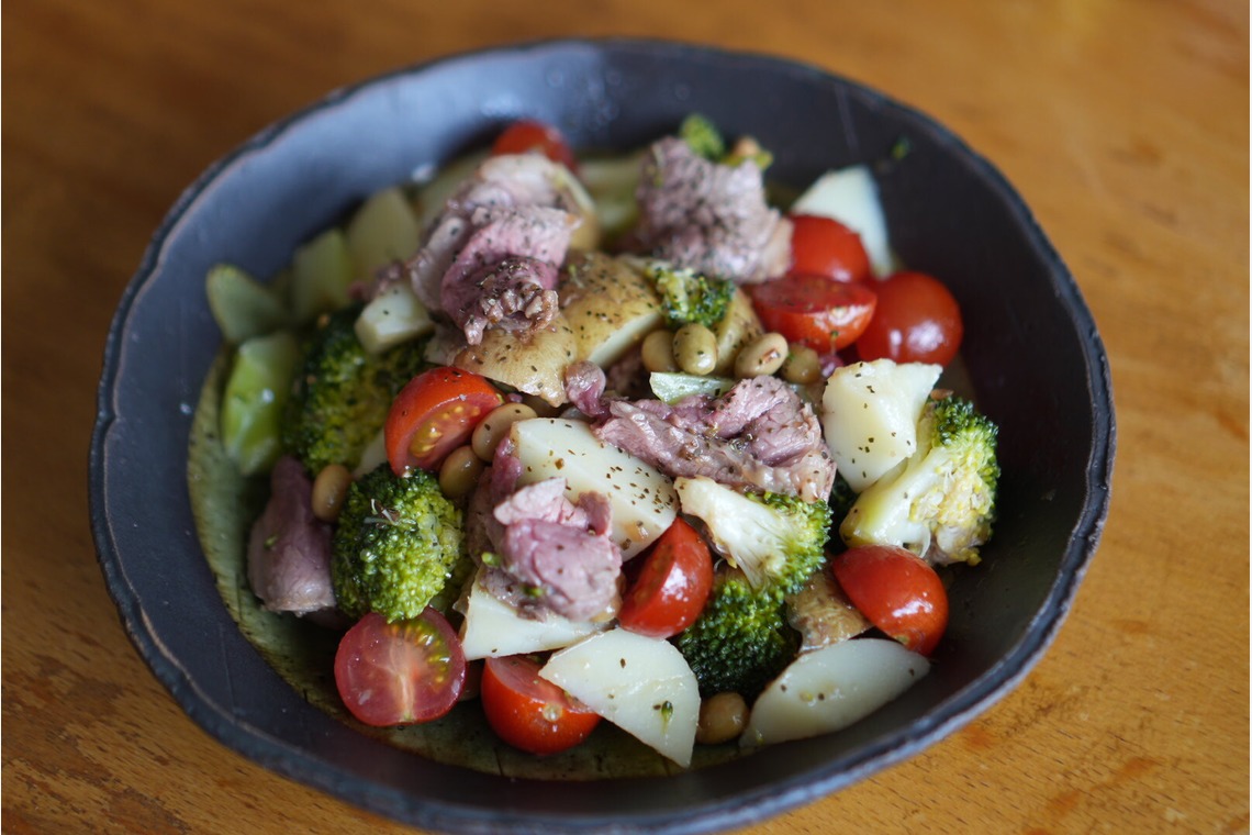 神部葵が撮影した「鹿猟師宣材写真、鹿肉料理撮影」の写真