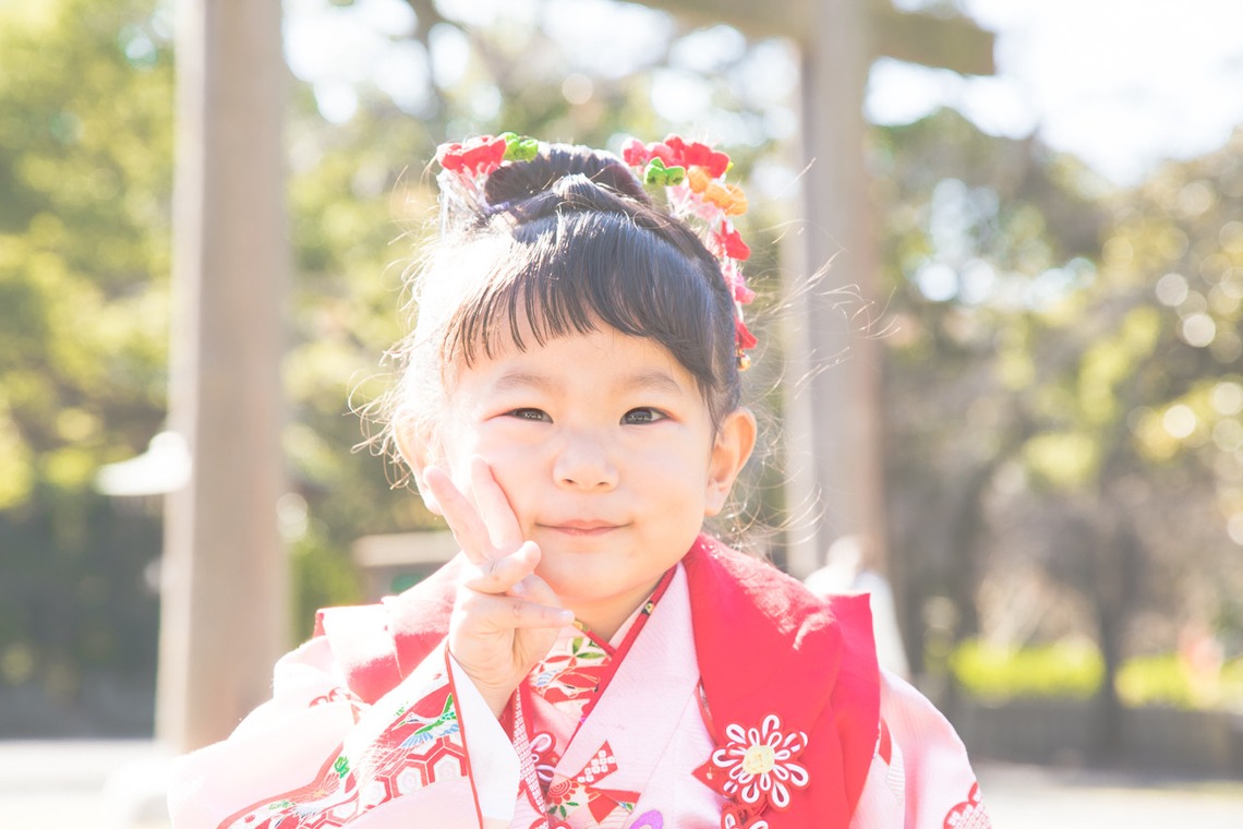 ゆのみふぉとが撮影した写真のアルバム「七五三のお写真（人見知りの子供）」