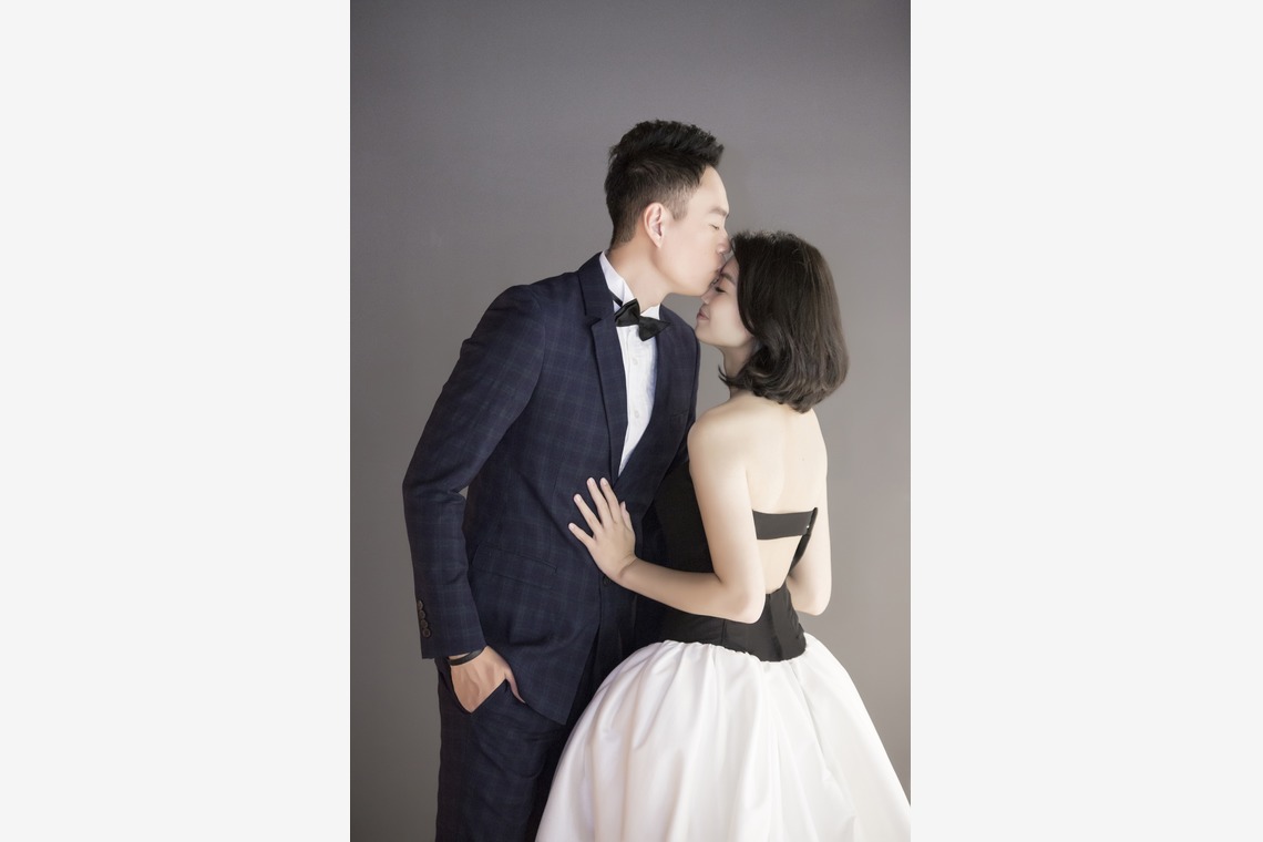 續 WEDDING PLANNINGが撮影した写真のアルバム「シンプルで自然なそれが優れています」