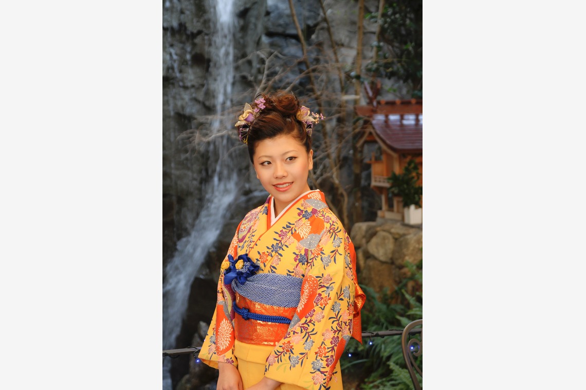 高橋 透（Coo&Sea STUDIO代表）が出張撮影した家族写真(キッズ,ベビーフォト)などが写った「成人式フォト＠横浜アリーナ近隣」の家族写真