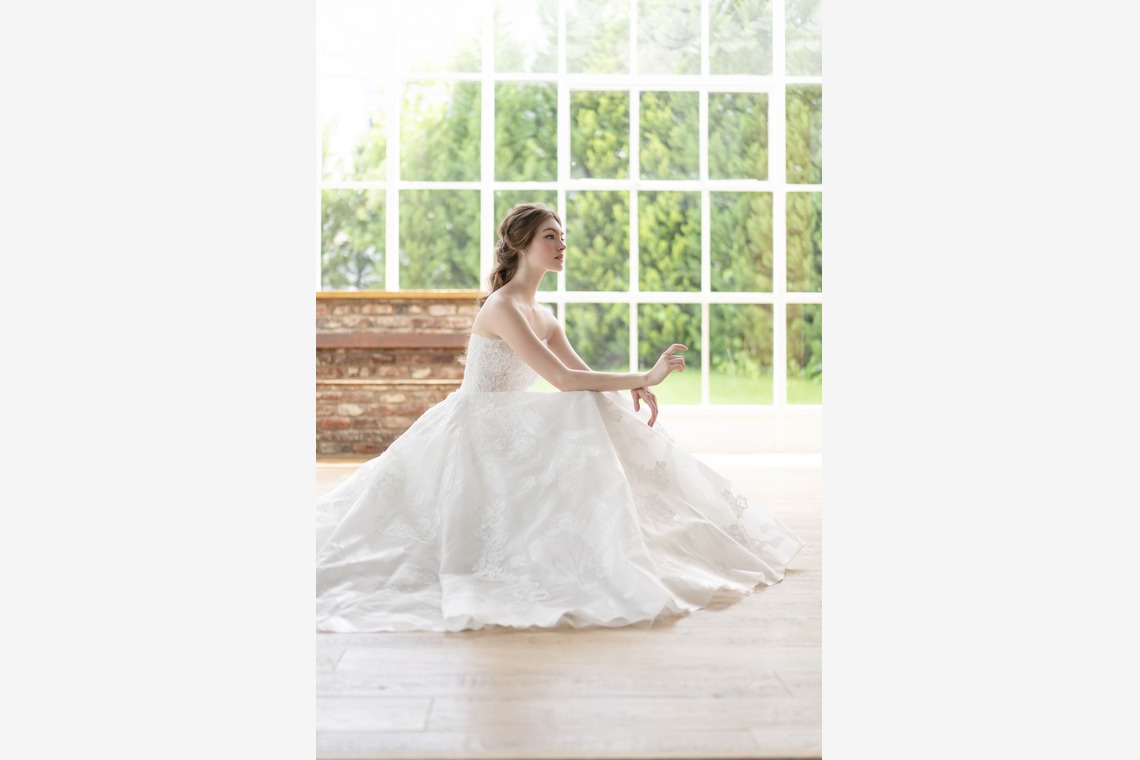 photographer yOUが撮影した「ブライダル（広告）」の写真