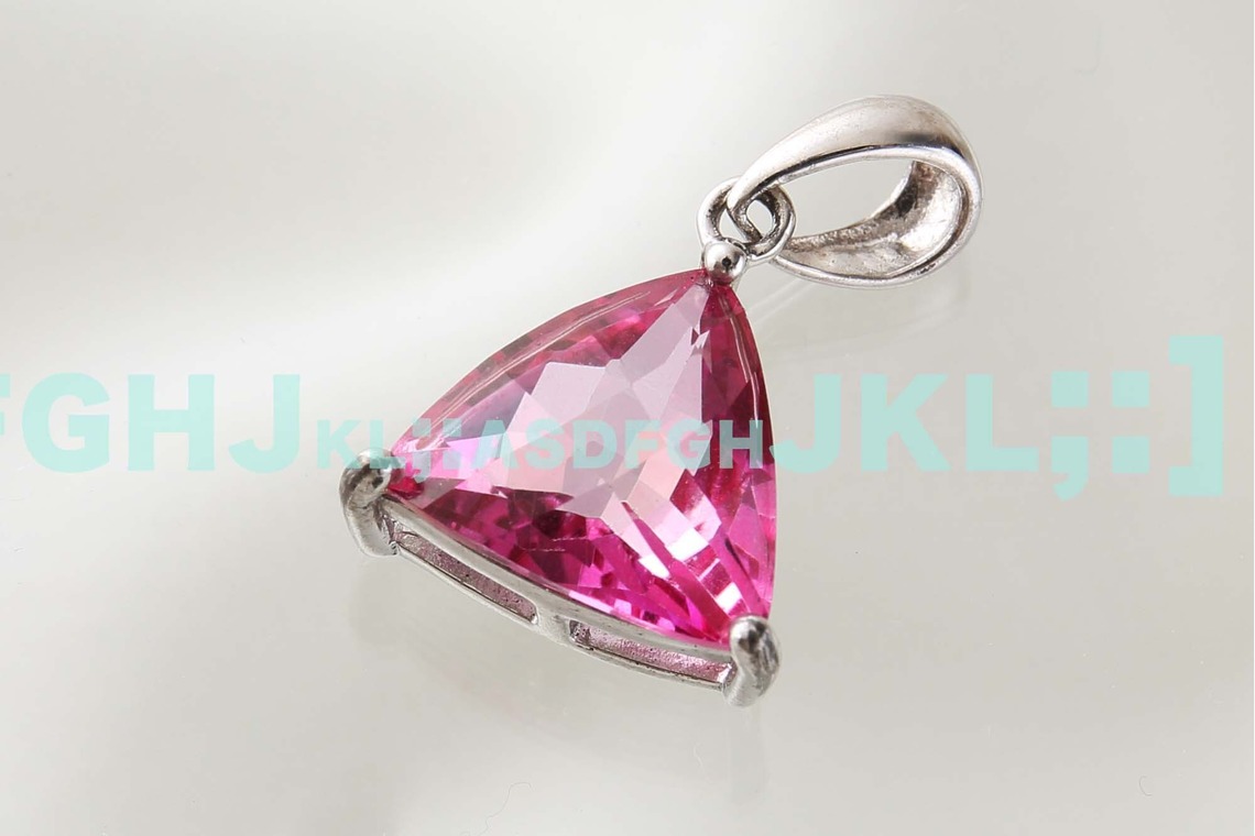 西原毅が撮影した「ジュエリーetc」の写真