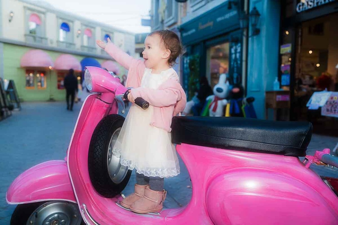 高遠が撮影した写真のアルバム「家族写真」