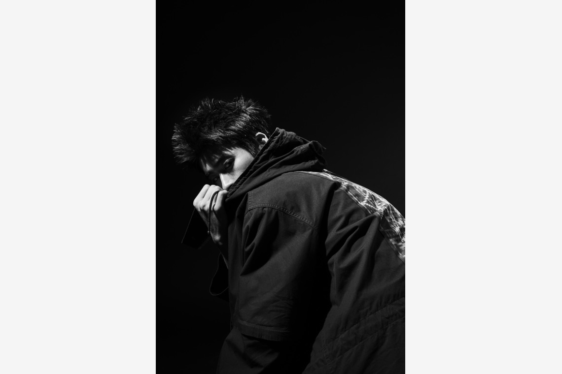 黒田将城が撮影した写真のアルバム「モデル」