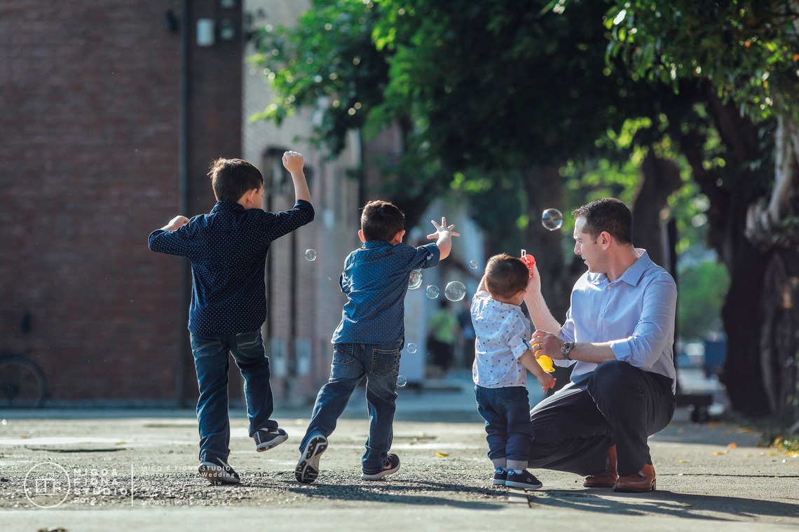 MF STUDIO Migoが撮影した写真のアルバム「エリックの家族」