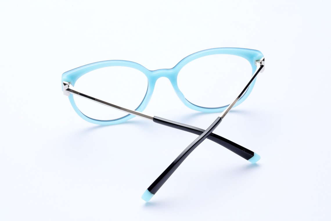 まるやゆういち が撮影した「メガネ撮影（百貨店様等用途）」の写真