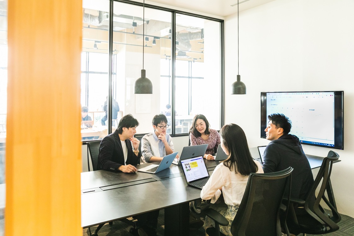 髙栁豪志が撮影した写真のアルバム「ビジネスポートレート」