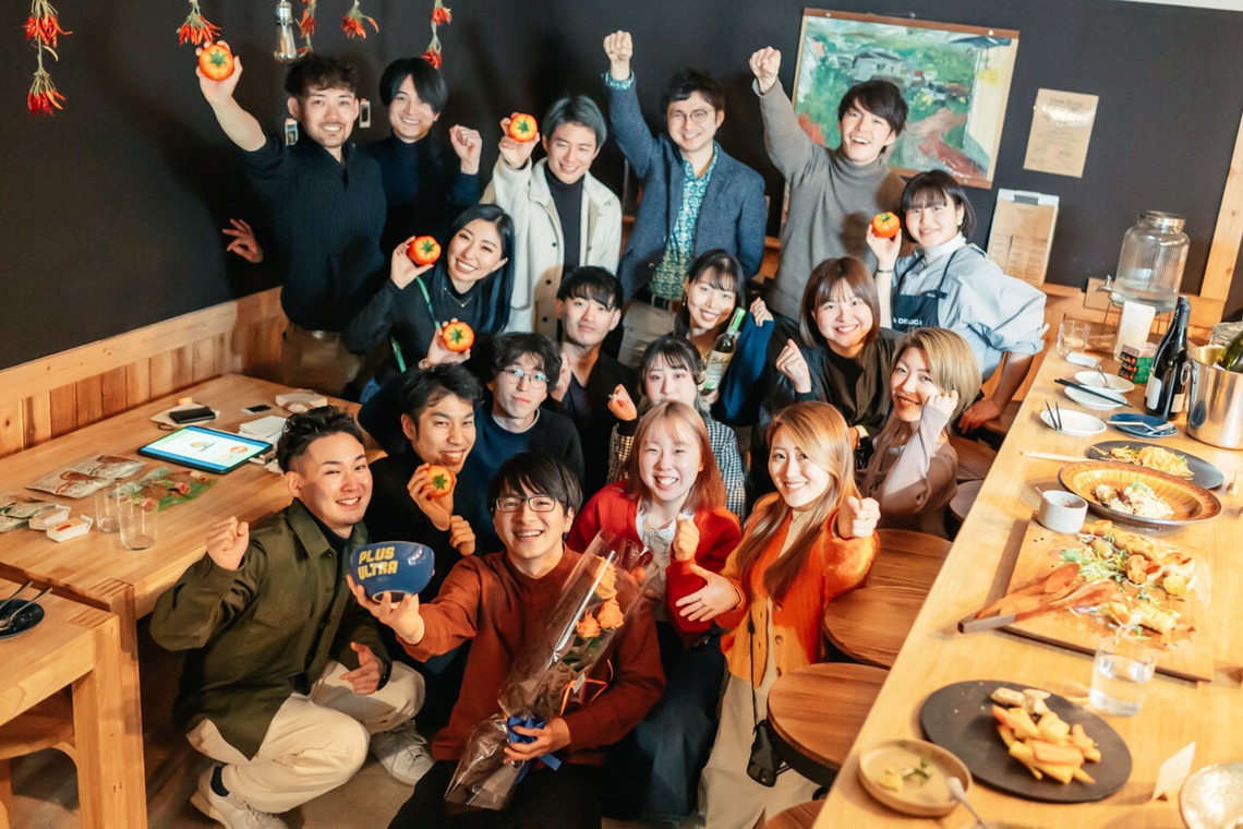 西村ユウトが撮影した写真のアルバム「PARTY SNAPS」