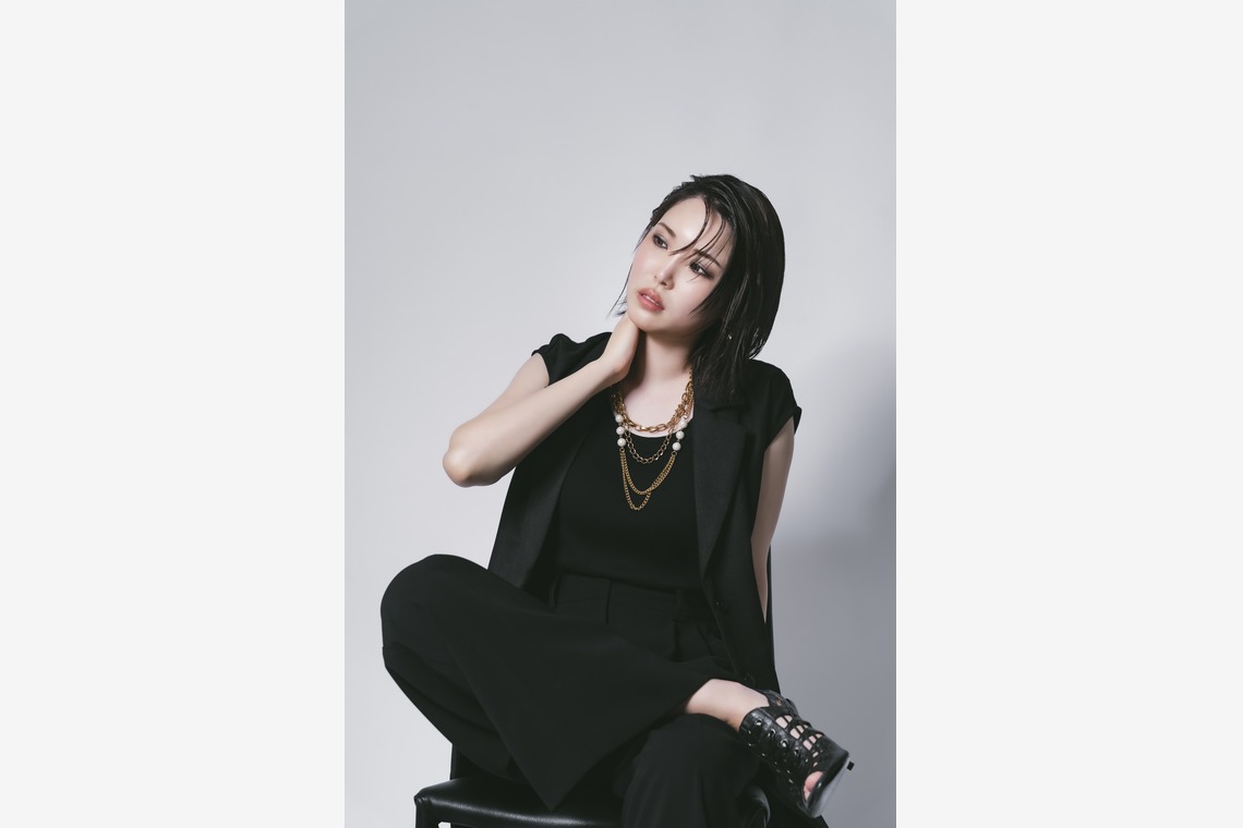 佐藤 葵が撮影した「スタジオ撮影」の写真