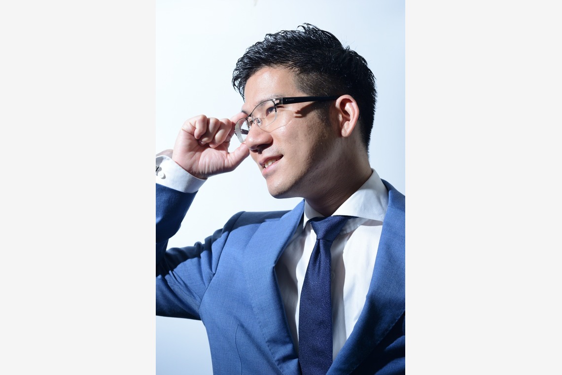 合同会社アルステクトが撮影した写真のアルバム「企業紹介写真_社長」