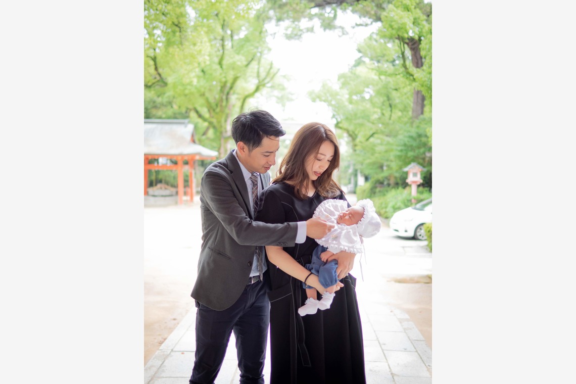 岩本隆之が出張撮影した家族写真(キッズ,ベビーフォト)などが写った「お宮参り撮影」の家族写真