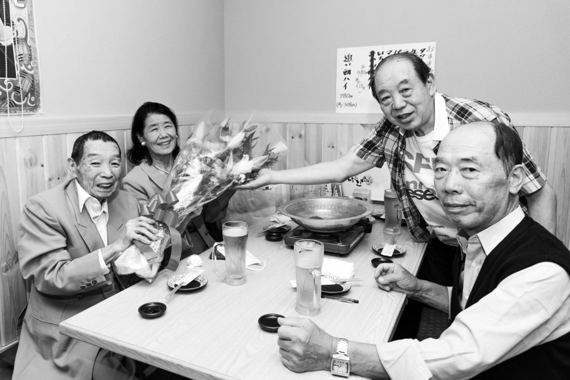 スタジオファンタスが撮影した写真のアルバム「人間ドキュメンタリー」