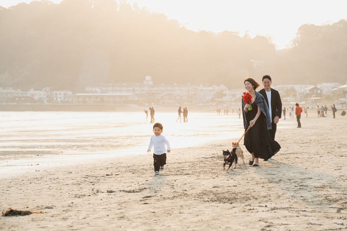 イチフォトが撮影した「鎌倉の由比ヶ浜にて後撮り撮影」の写真