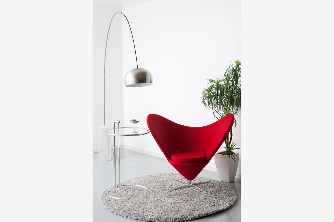 堀勝志古写真事務所が撮影した「家具の撮影」の写真