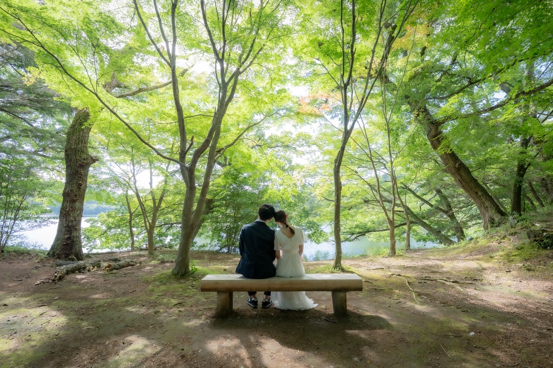 鈴木美咲が撮影した「一碧湖でウェディングフォト」の写真