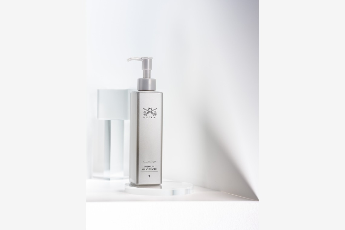 株式会社snowが撮影した「化粧品」の写真