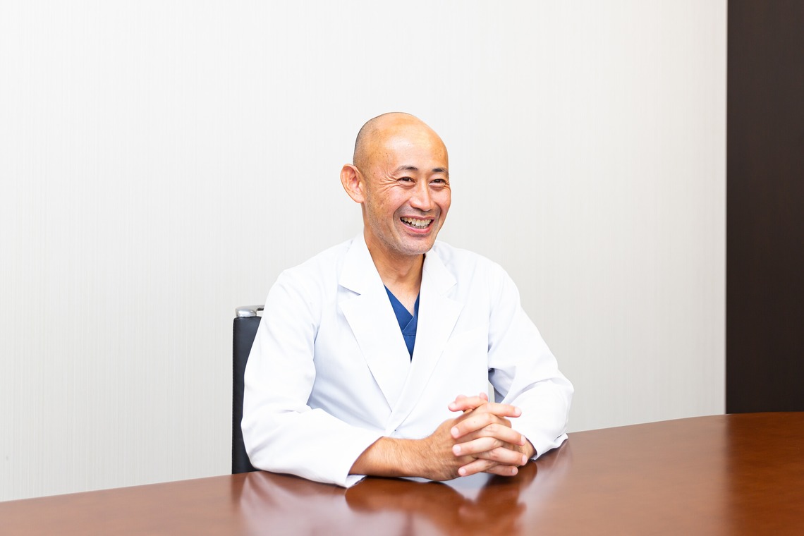 滋賀淳が撮影した「プロフィール、インタビュー」の写真