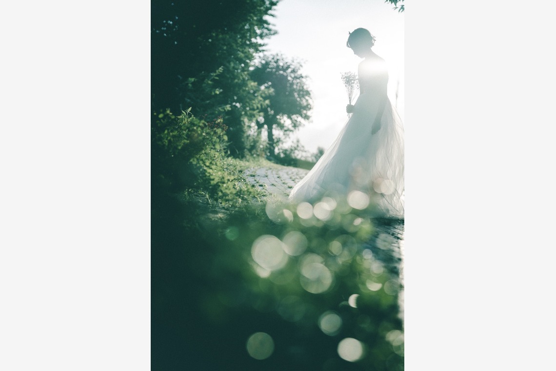 山下寿夢が撮影した写真のアルバム「ドレス」