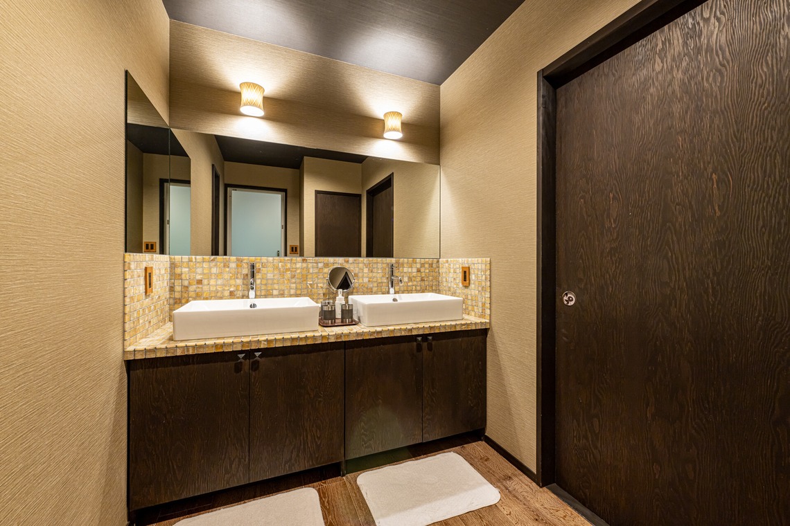 吉田佳央が撮影した「温泉旅館  社内報 特集企画撮影」の写真