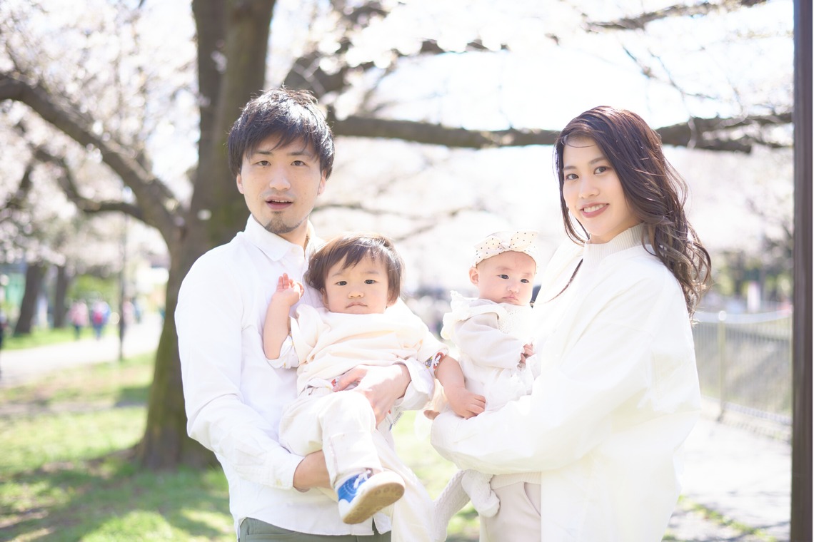 Earth Creative Productsが出張撮影した家族写真(キッズ,ベビーフォト)などが写った「ファミリー」の家族写真