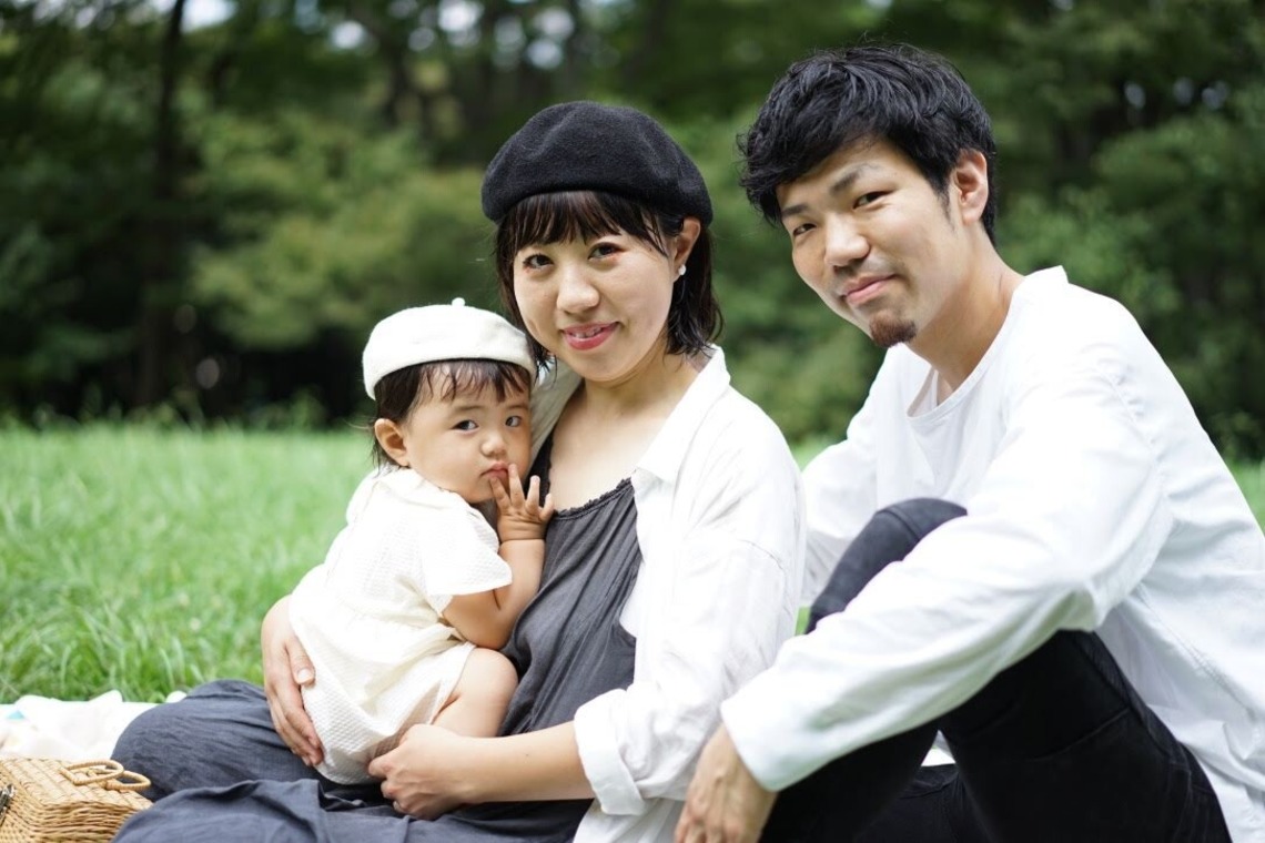 五十嵐広明が出張撮影した家族写真(キッズ,ベビーフォト)などが写った「家族の形の節目」の家族写真