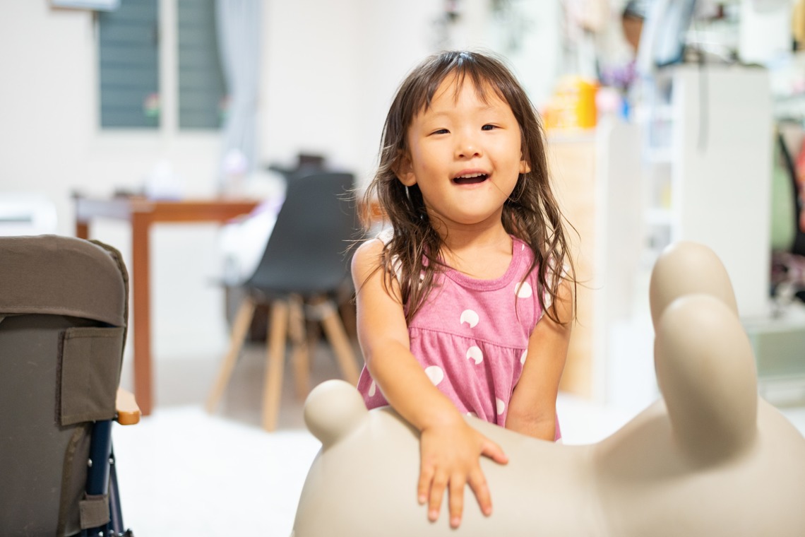 曽川拓哉が撮影した「飾らない家族の日常」の写真