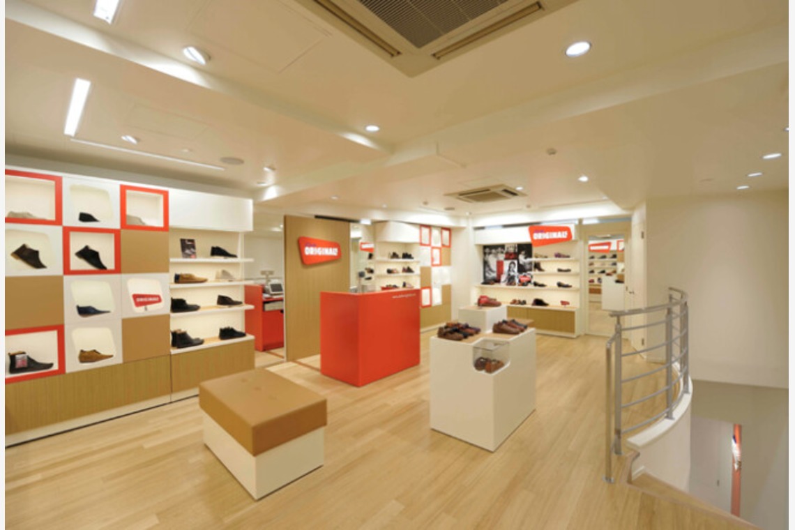 有限会社　澤田スタジオが撮影した「店舗撮影　メガネ」の写真