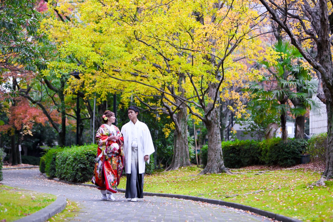 KIKIウェディングが撮影した「紅葉の広島城と公園」の写真