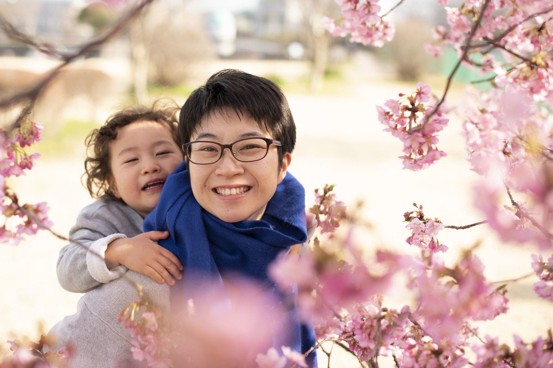 Peace-full photoが出張撮影した家族写真(キッズ,ベビーフォト)などが写った「かぞくの時間」の家族写真