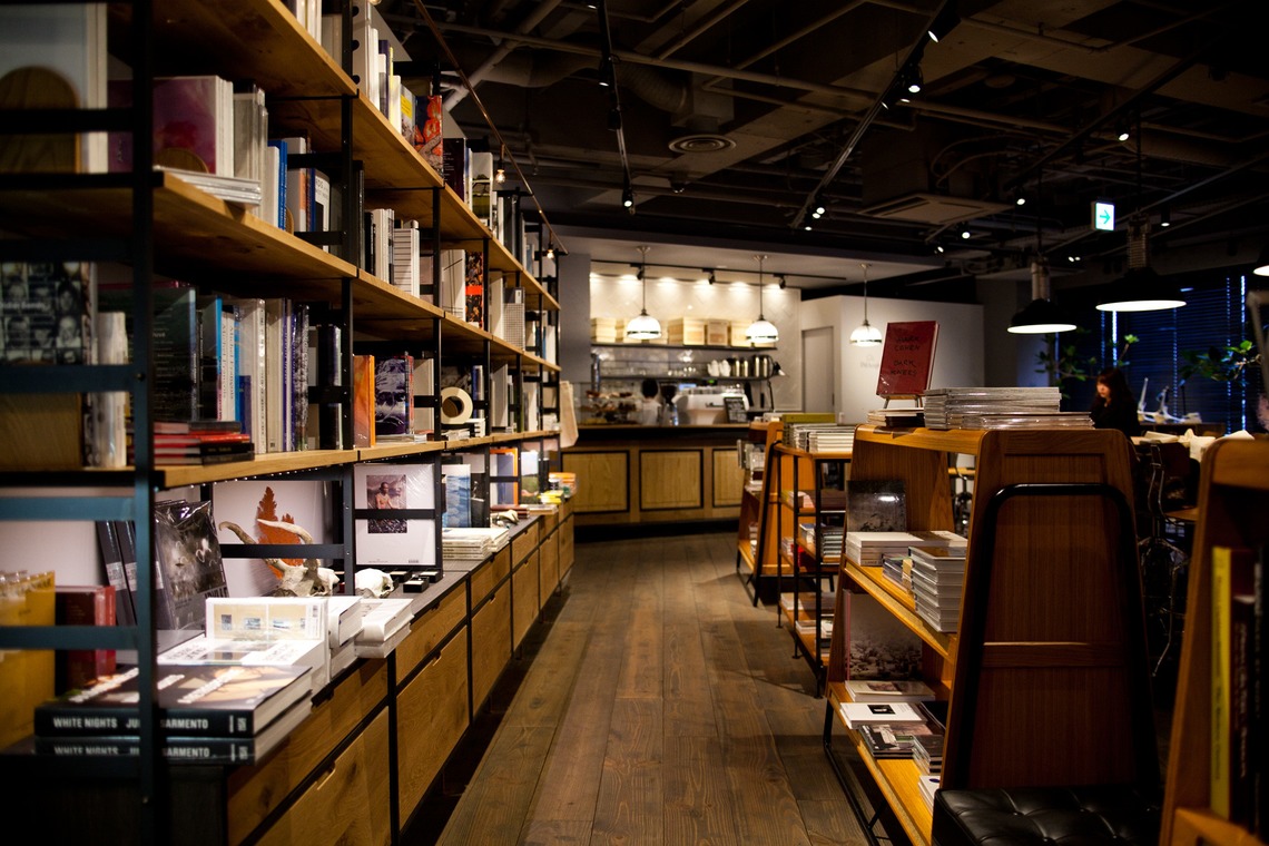 小浜守也が撮影した写真のアルバム「内観撮影」