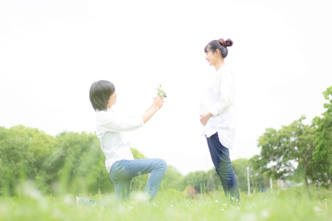 中井企画が撮影した「マタニティカップルフォト」の写真