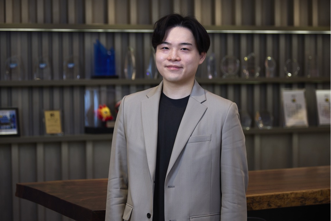 尾島翔太が撮影した写真のアルバム「ポートレート(会社・病院案内、企業広告、インタビュー)」