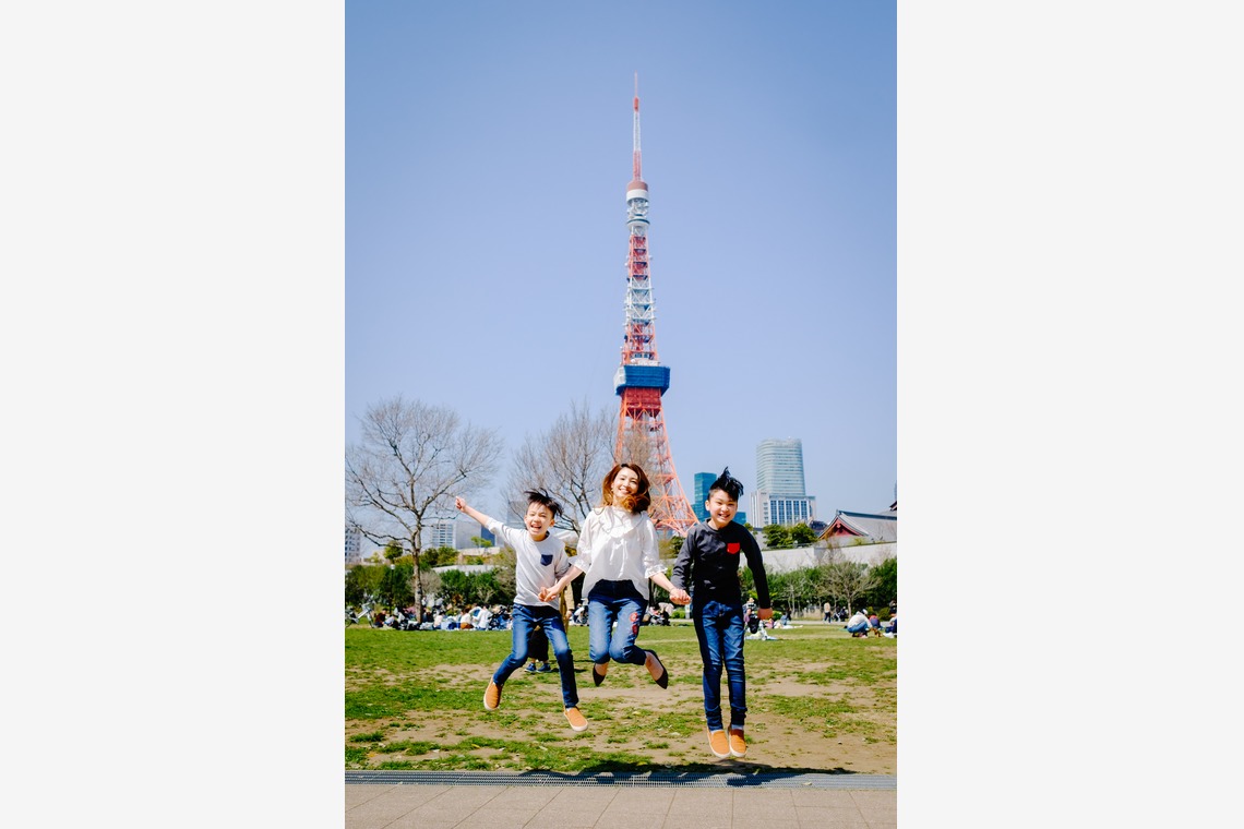 アトリエ　エピカ/清水　一哉が出張撮影した家族写真(キッズ,ベビーフォト)などが写った「桜フォト」の家族写真