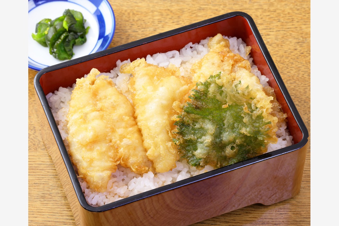 森安　照が撮影した「ドライブイン・メニュー」の写真