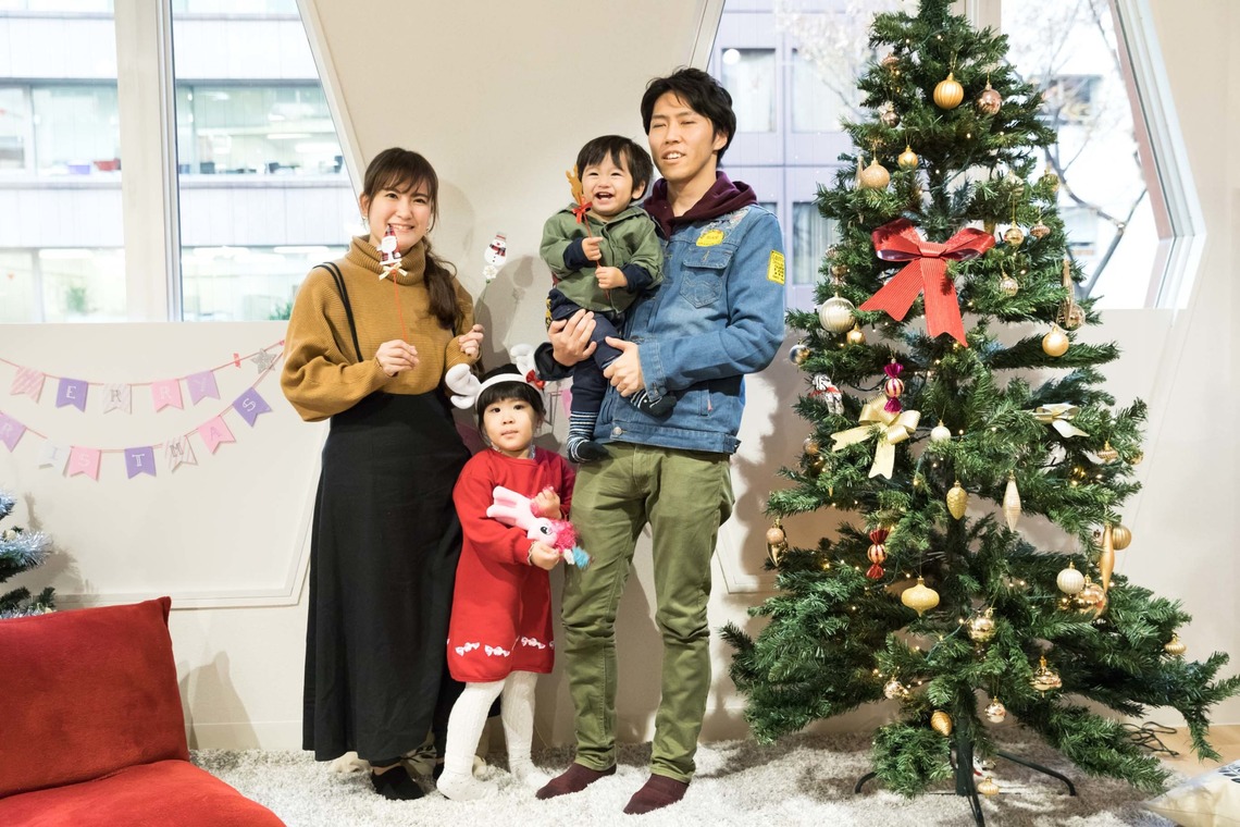 髙栁豪志が撮影した家族写真の出張撮影のアルバム「クリスマス撮影会2」