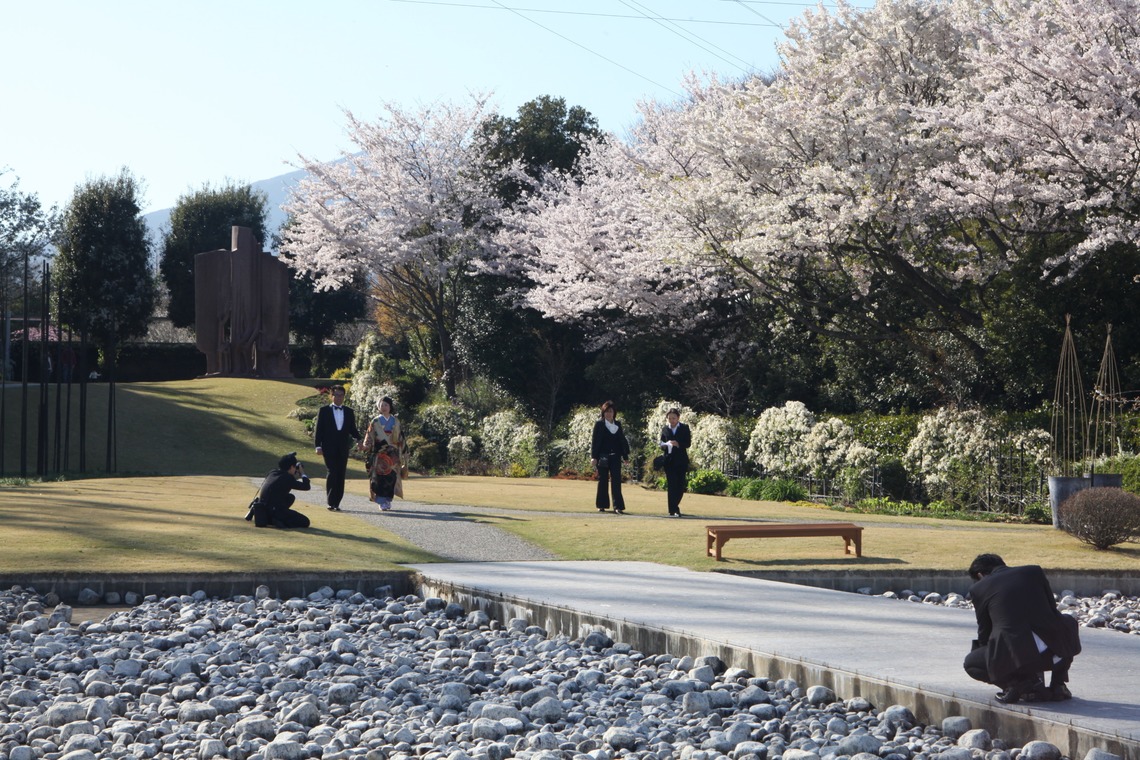 あとりえmagが撮影した写真のアルバム「ヴァンジ庭園彫刻美術館」