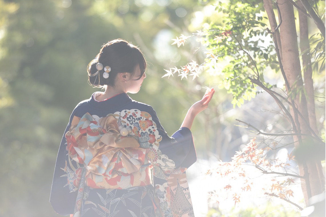 滝絵理香が撮影した写真のアルバム「成人」