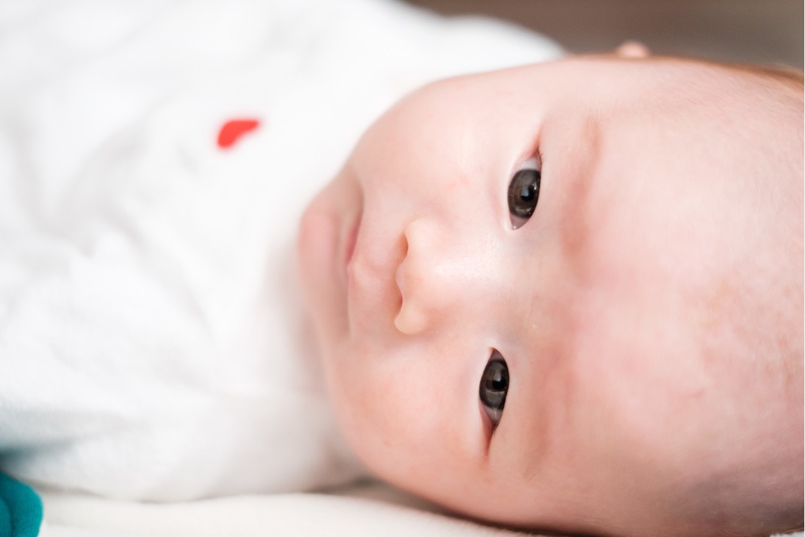 アトリエ　エピカ/清水　一哉が出張撮影した家族写真(キッズ,ベビーフォト)などが写った「家族写真（ご自宅〜自宅近隣）」の家族写真