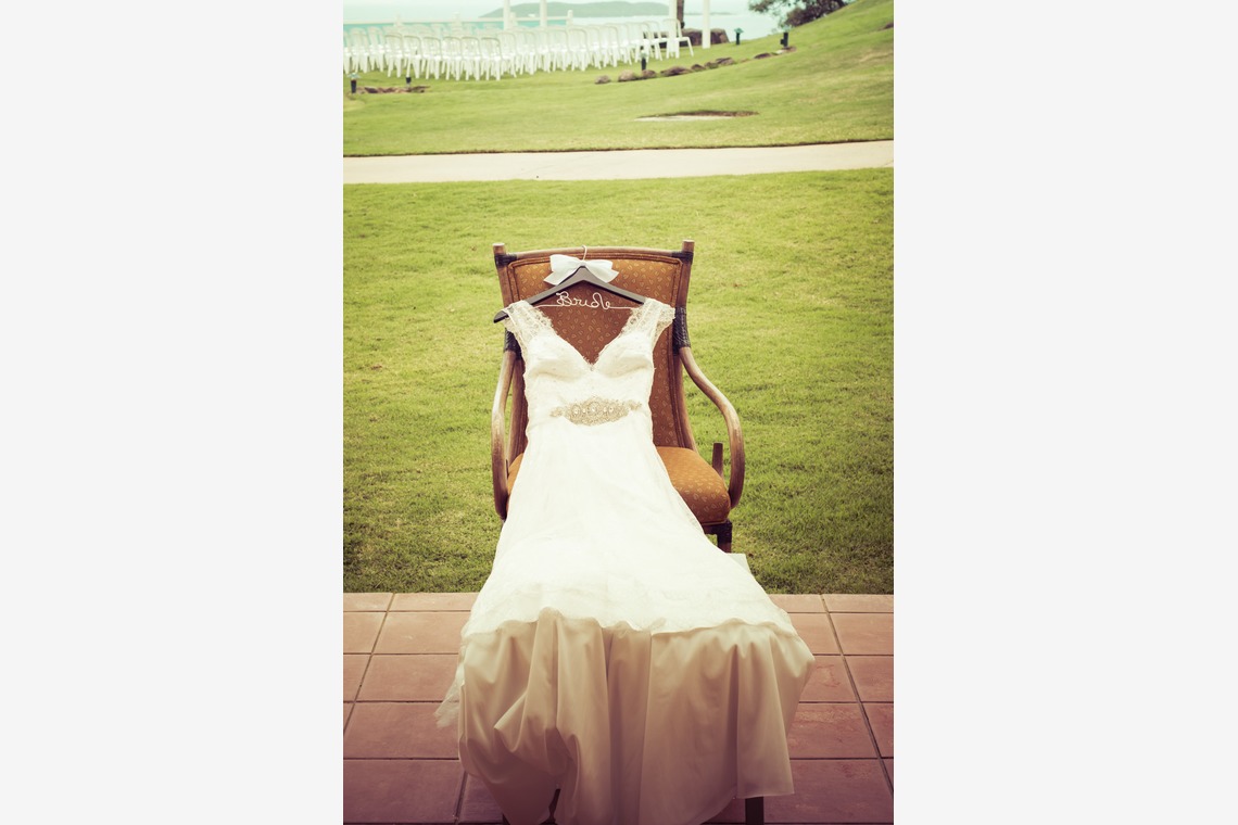 Album of the Wedding, Bridal taken by Unveiled Weddings - 