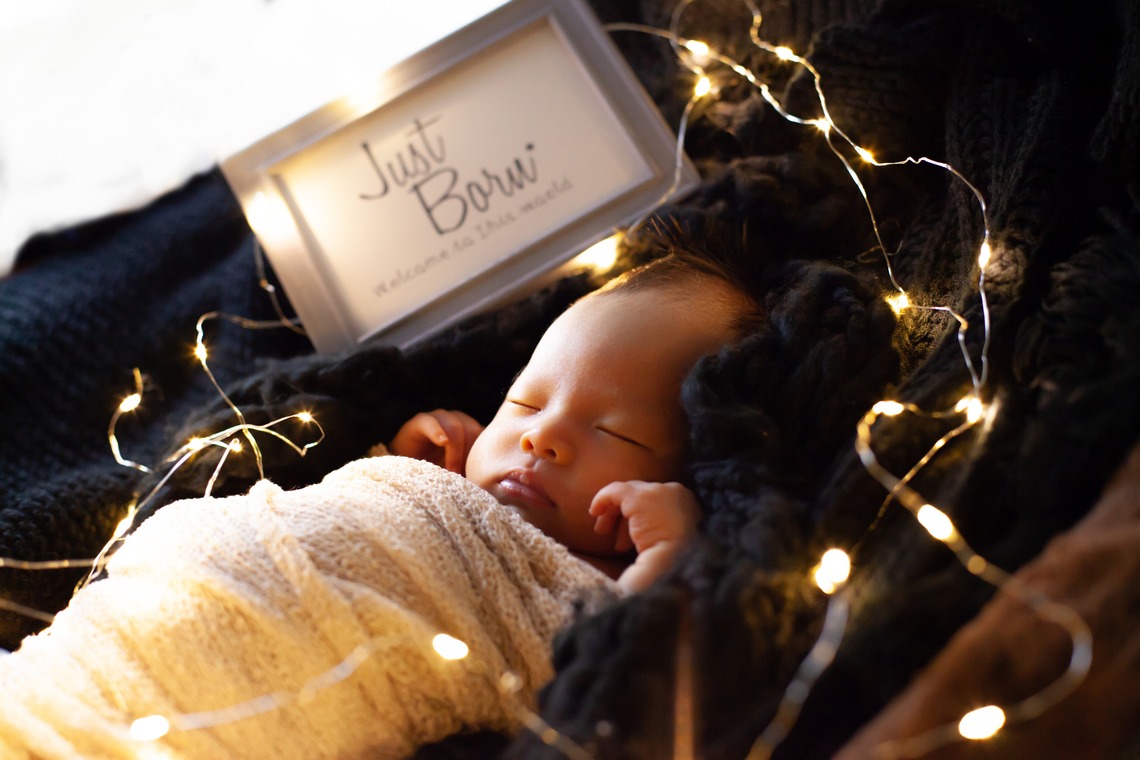 ゾクが撮影した「ニューボーンフォト」の写真