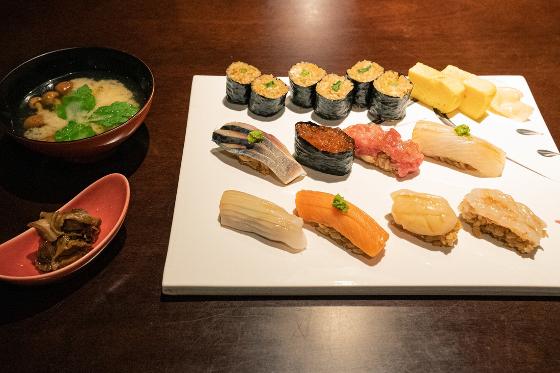 Studio 梁が撮影した「店舗・料理撮影 Bar&Sushi 紺と白様」の写真