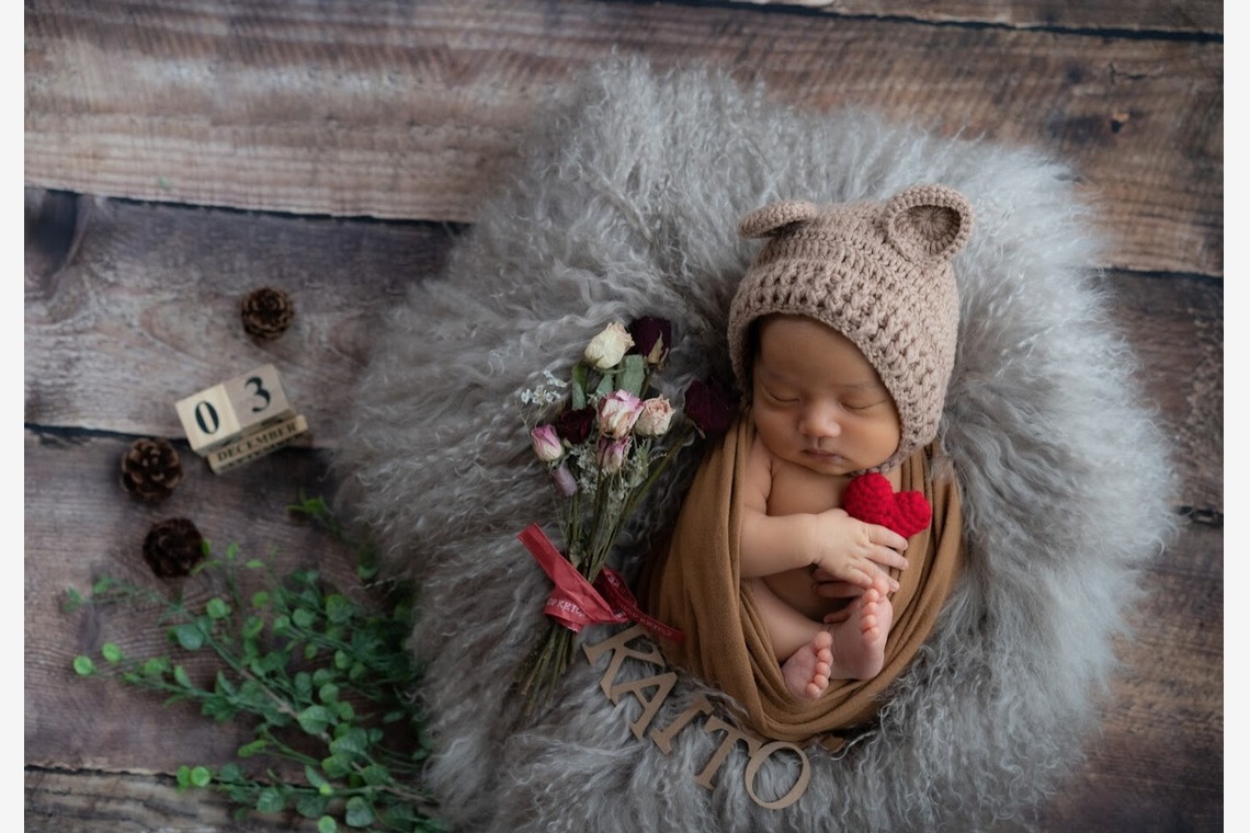 フォトラビが撮影した「ご自宅でニューボーンフォト」の写真