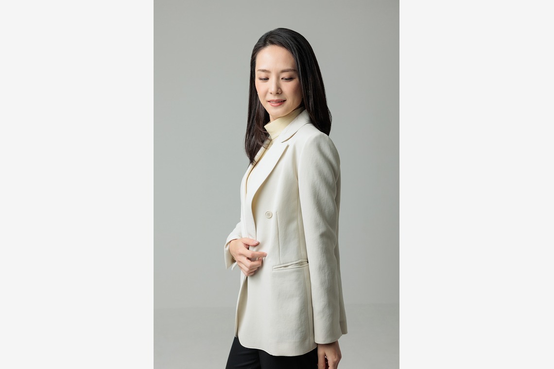 イトウ　ノブミチが撮影した写真のアルバム「人物撮影例（宣材）_01」